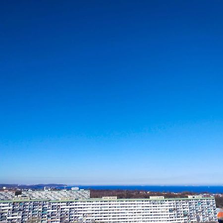 Obroncow Wybrzeza Apartment Gdansk Ngoại thất bức ảnh