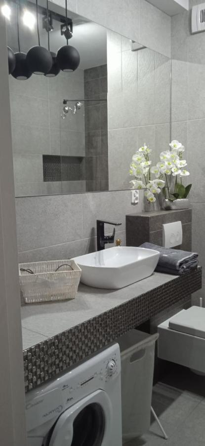 Obroncow Wybrzeza Apartment Gdansk Ngoại thất bức ảnh