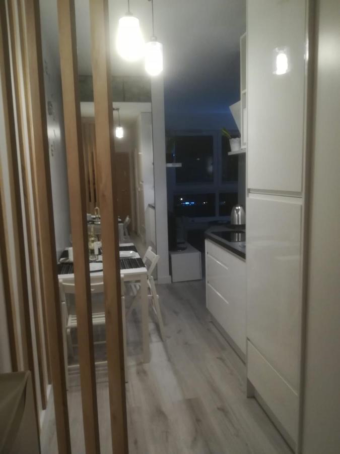 Obroncow Wybrzeza Apartment Gdansk Ngoại thất bức ảnh