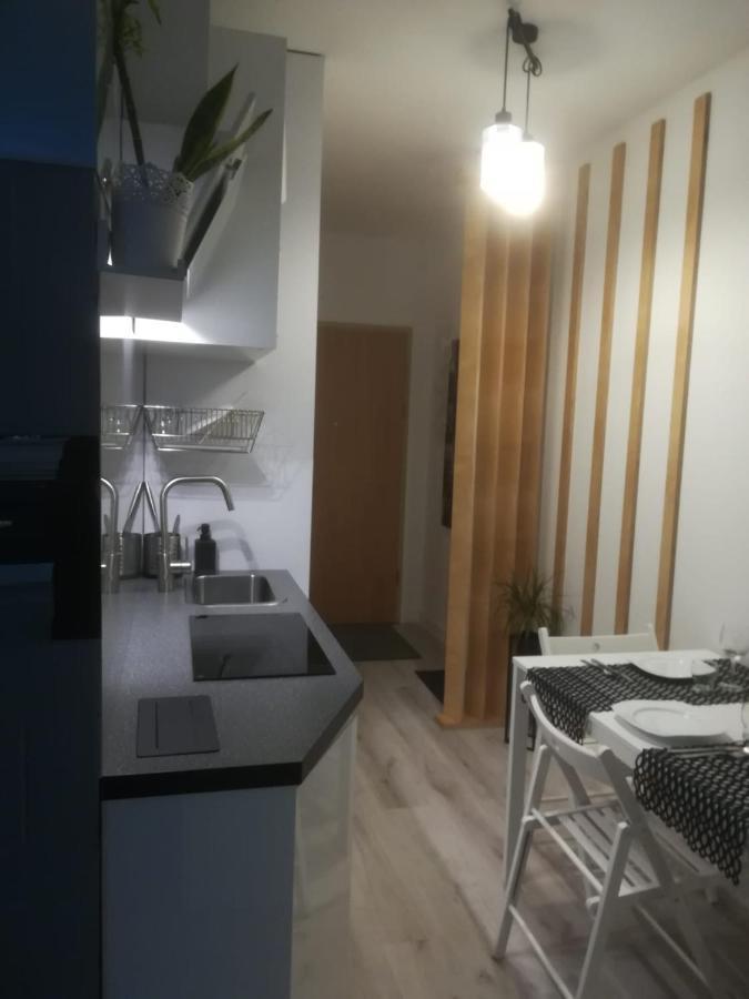 Obroncow Wybrzeza Apartment Gdansk Ngoại thất bức ảnh