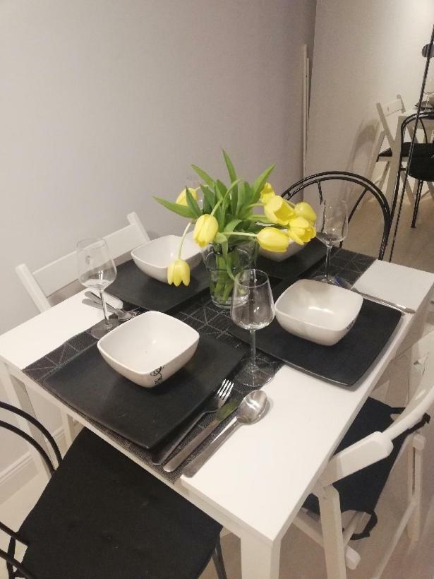 Obroncow Wybrzeza Apartment Gdansk Ngoại thất bức ảnh