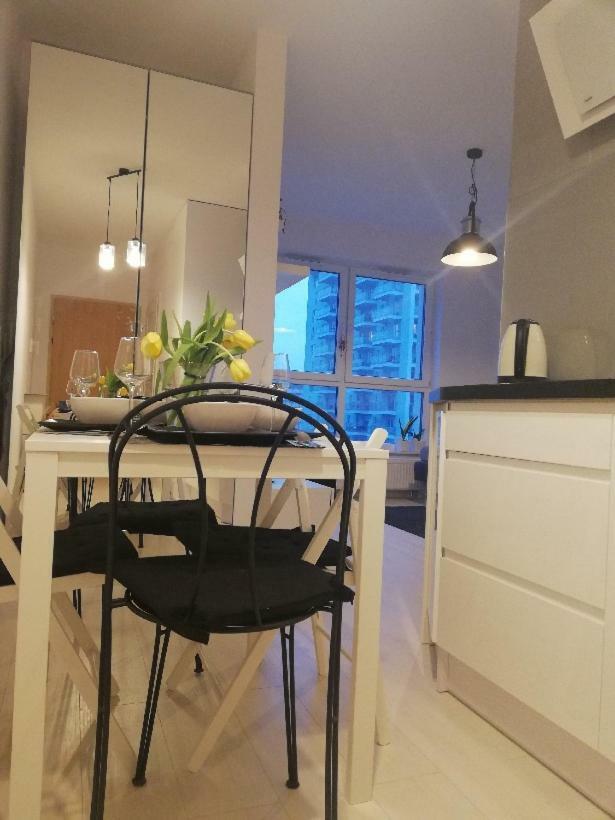 Obroncow Wybrzeza Apartment Gdansk Ngoại thất bức ảnh