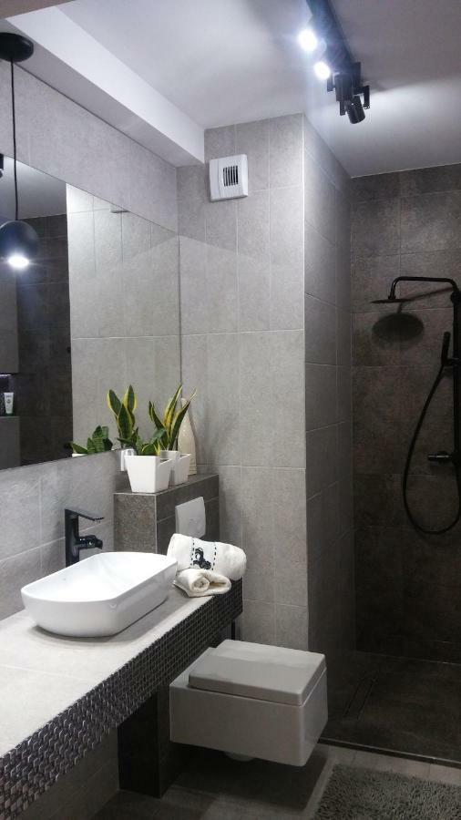 Obroncow Wybrzeza Apartment Gdansk Ngoại thất bức ảnh